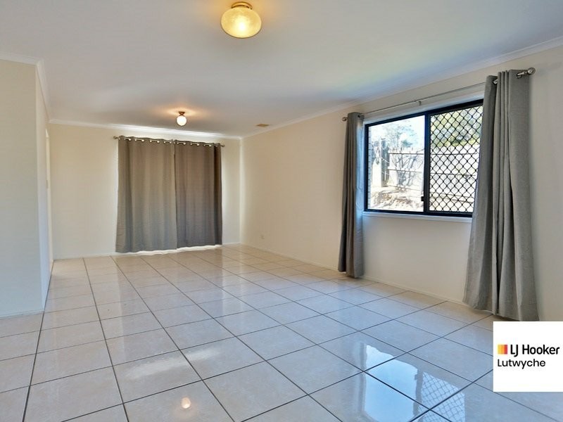 16 Stallone Circuit, Mcdowall QLD 4053