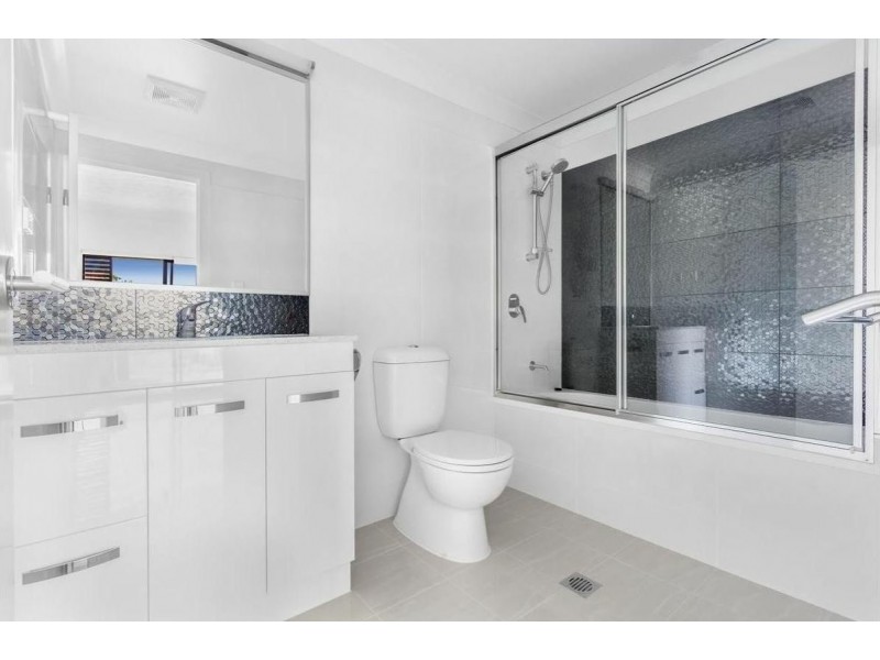 8/17 Norman Street, Wooloowin QLD 4030