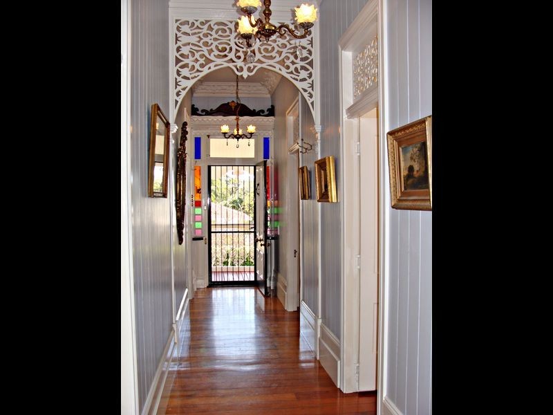 64 McLennan Street, Albion QLD 4010