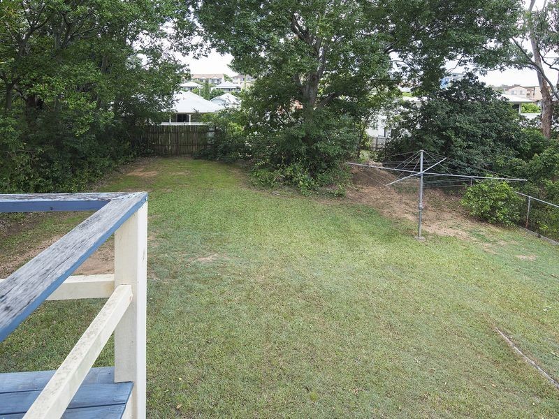 22 Annie Street, Windsor QLD 4030