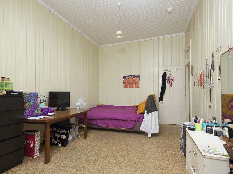 22 Annie Street, Windsor QLD 4030