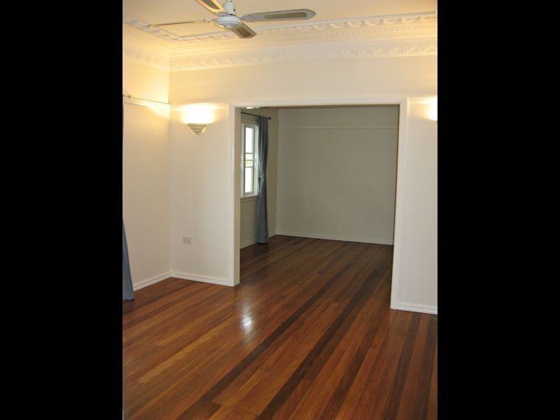 49 Twelfth Avenue, Kedron QLD 4031