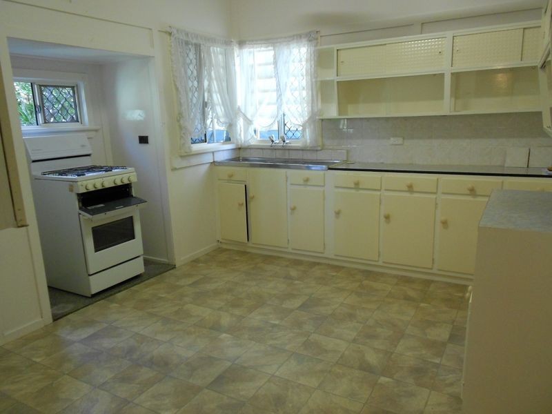 20 Clifford Street, Stafford QLD 4053