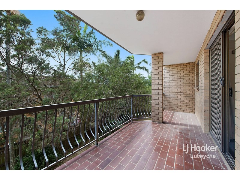 Unit 2/37 Victoria Terrace, Gordon Park QLD 4031
