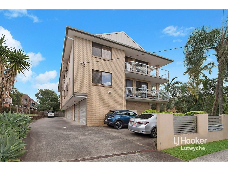 Unit 2/37 Victoria Terrace, Gordon Park QLD 4031