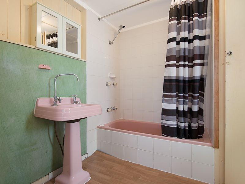 16 Kedron Park Road, Wooloowin QLD 4030