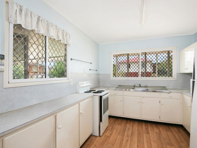 16 Victor Street, Stafford QLD 4053