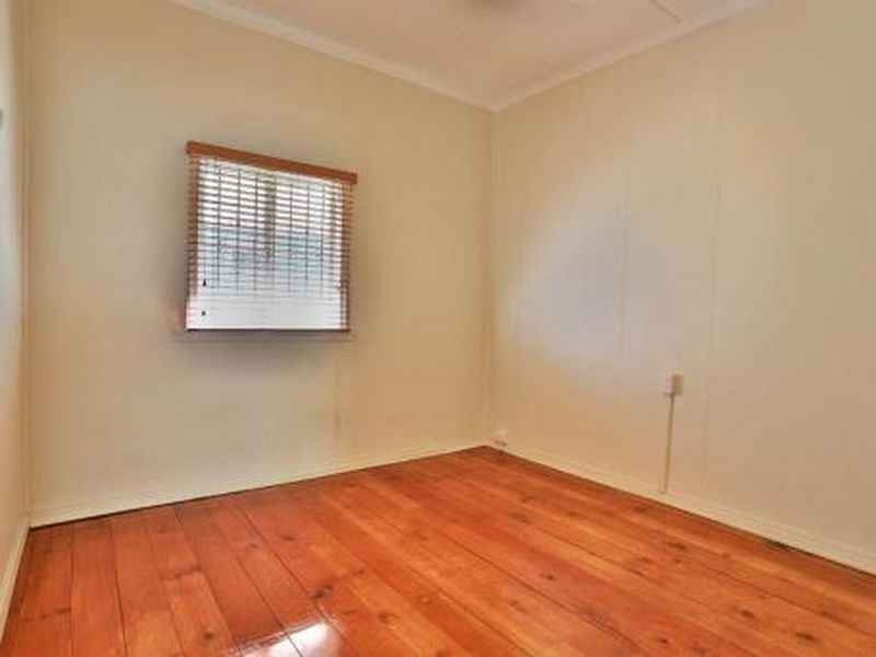 32 Camden Street, Albion QLD 4010