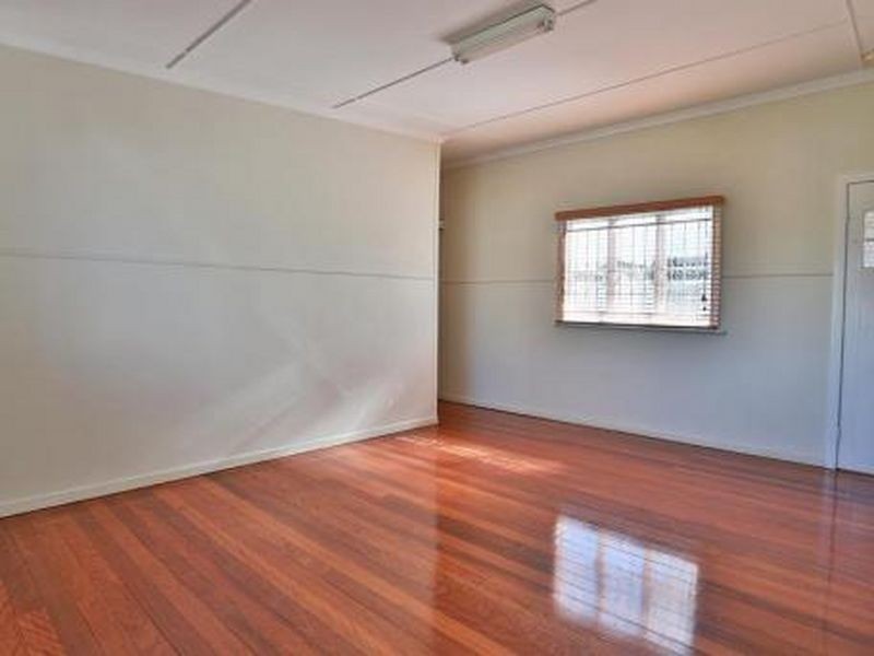 32 Camden Street, Albion QLD 4010