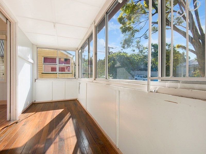 22 Brown Street, Windsor QLD 4030