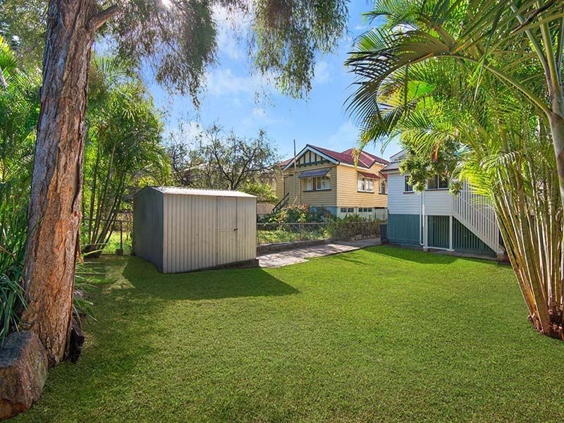 22 Brown Street, Windsor QLD 4030