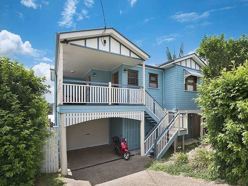 8 Hooker Street, Windsor QLD 4030