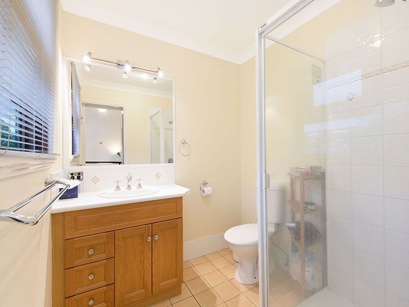 8 Hooker Street, Windsor QLD 4030