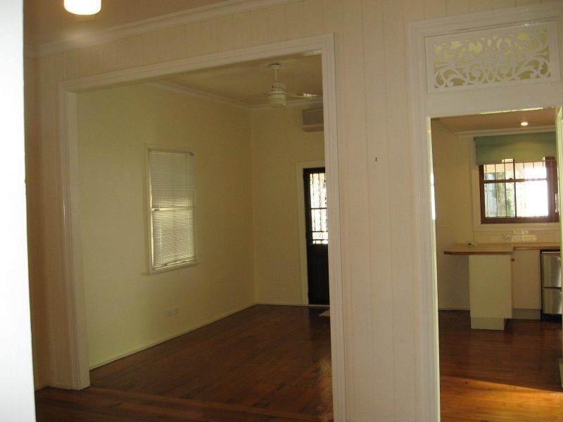 70 Swan Terrace, Windsor QLD 4030