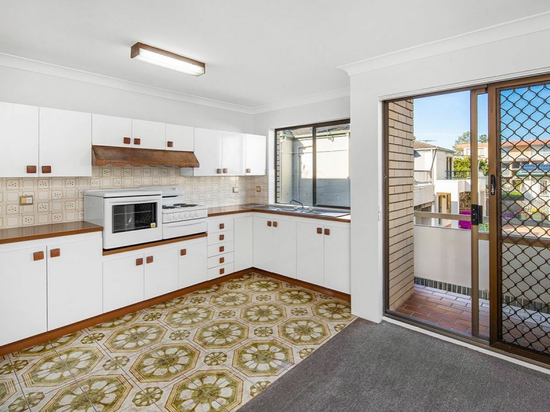 2/63 Groom Street, Gordon Park QLD 4031
