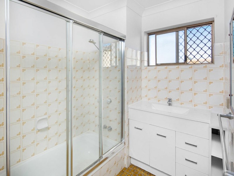 2/63 Groom Street, Gordon Park QLD 4031