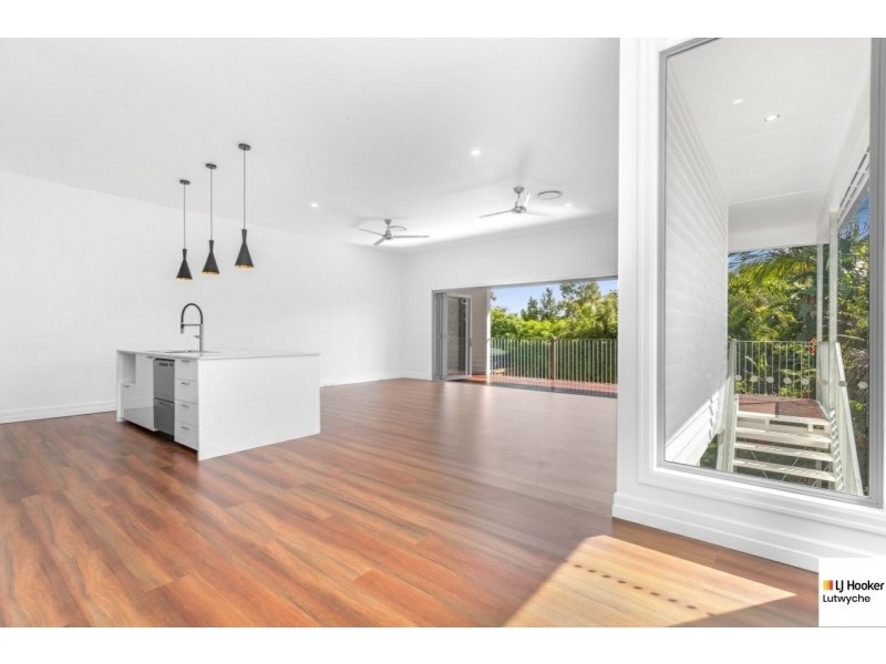 10 Norman Street, Wooloowin QLD 4030