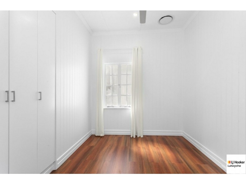 10 Norman Street, Wooloowin QLD 4030