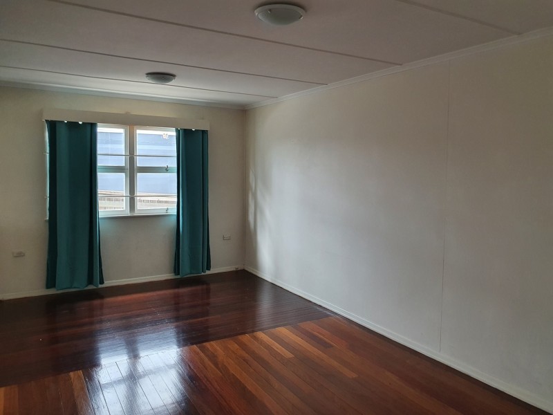 2/160 Fifth Avenue, Windsor QLD 4030