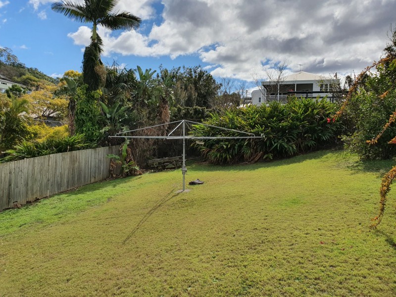 2/160 Fifth Avenue, Windsor QLD 4030