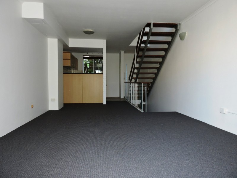 6/32 Garrick Terrace, Herston QLD 4006