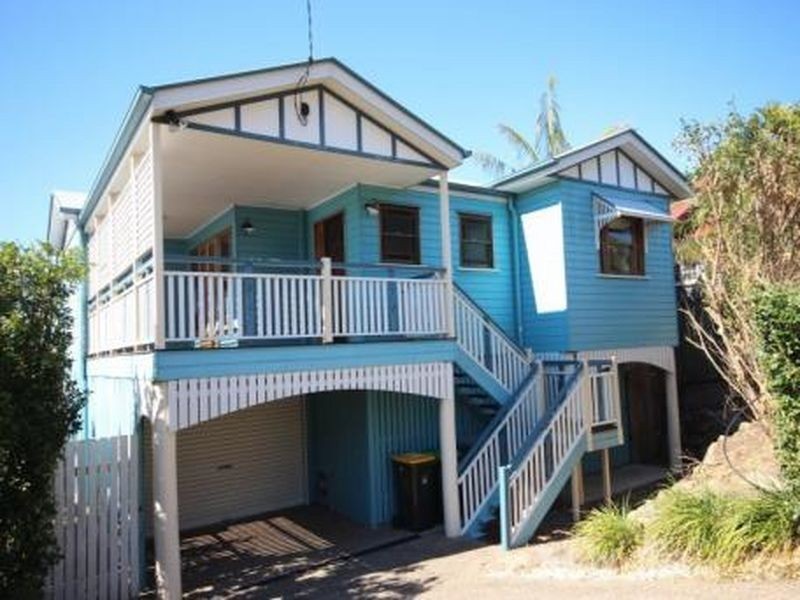 8 Hooker Street, Windsor QLD 4030