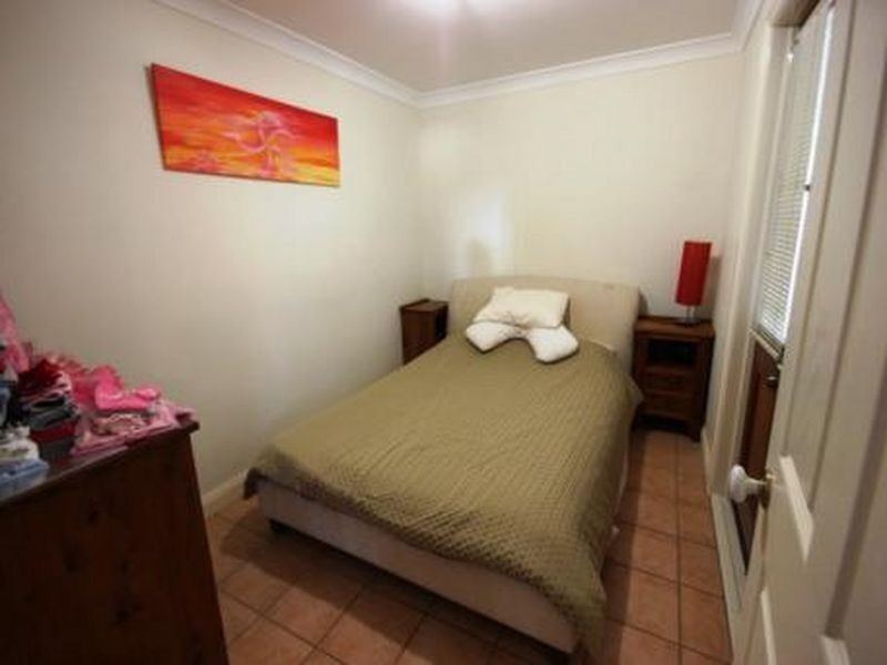 8 Hooker Street, Windsor QLD 4030