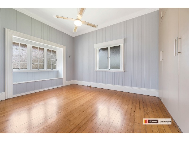 19 Morris Street, Wooloowin QLD 4030