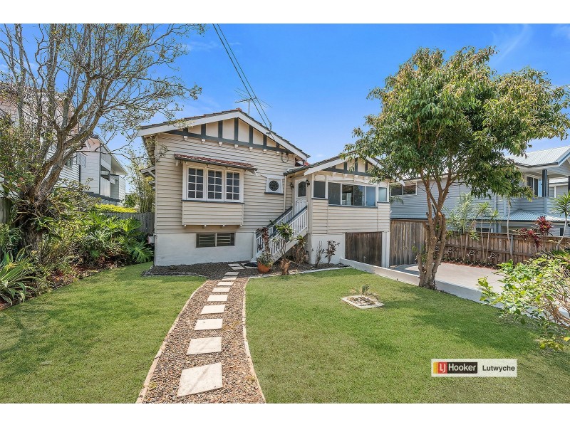 19 Morris Street, Wooloowin QLD 4030