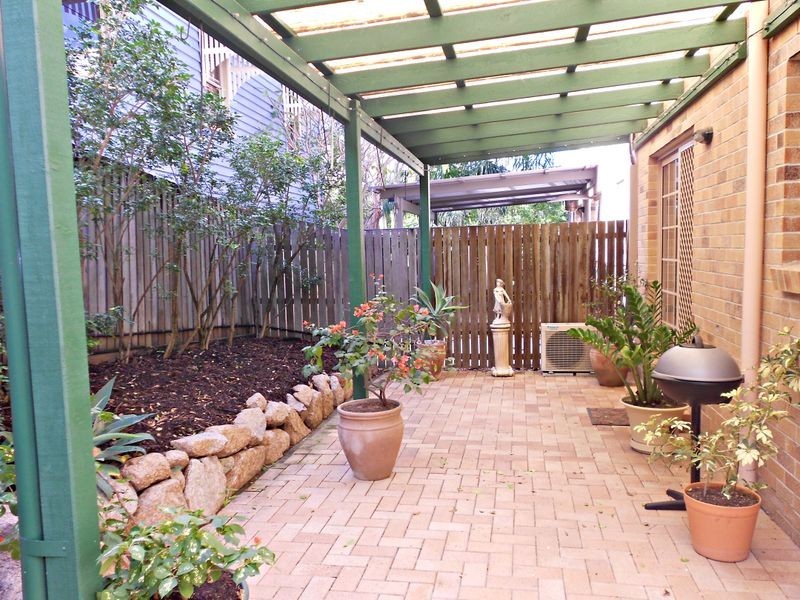 2/22-24 Barron Street, Gordon Park QLD 4031