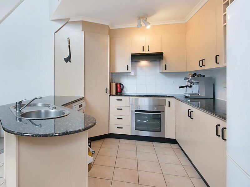 3/27 Maygar Street, Windsor QLD 4030