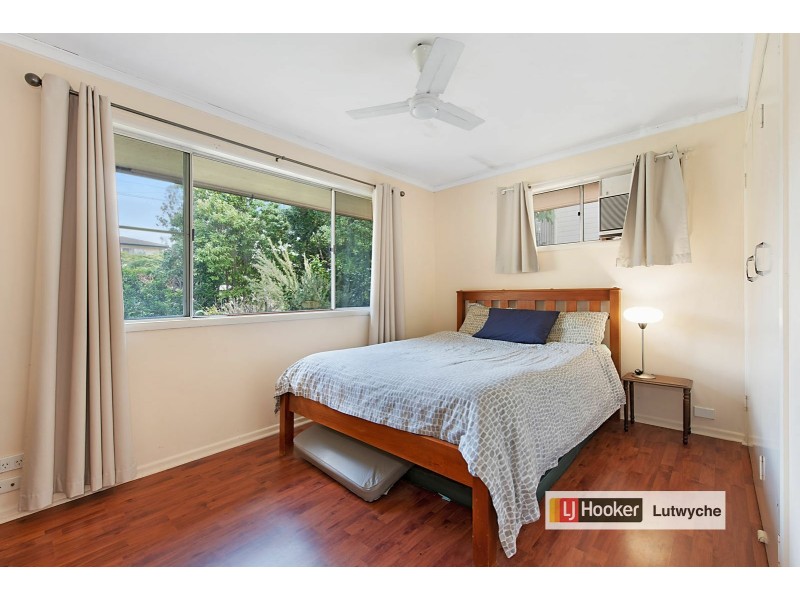 242 Bapaume Road, Holland Park West QLD 4121