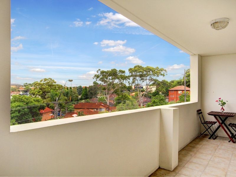 58/323 Forest Road, Hurstville NSW 2220