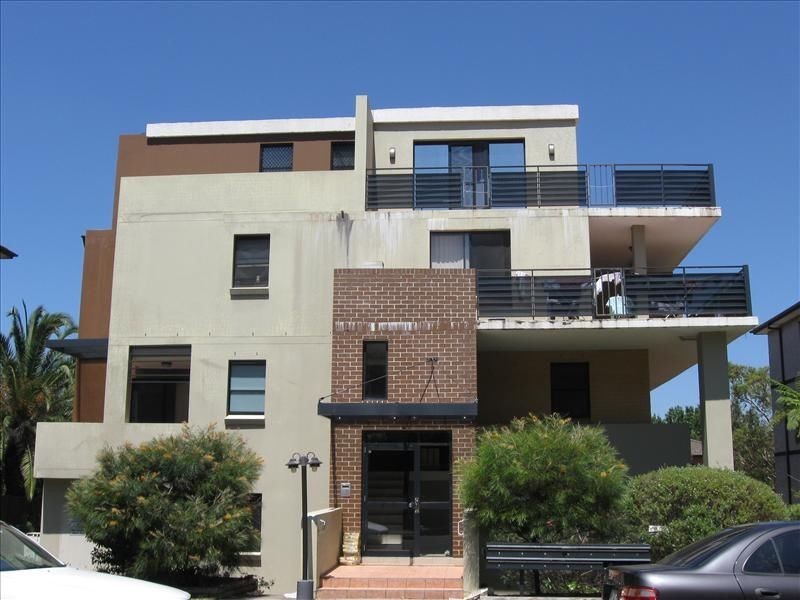 4/31-33 Woids Avenue, Hurstville NSW 2220