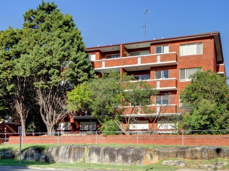 12/43-45 Queen Victoria Street, Bexley NSW 2207