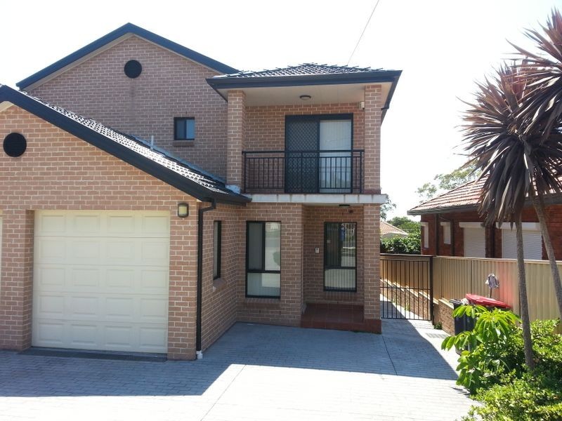 26a Kenyon Road, Bexley NSW 2207