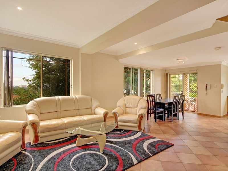 6 Waterview Street, Carlton NSW 2218