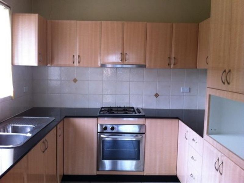 1/18 Woids Avenue, Hurstville NSW 2220