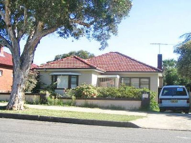 22 Barnards Avenue, Hurstville NSW 2220