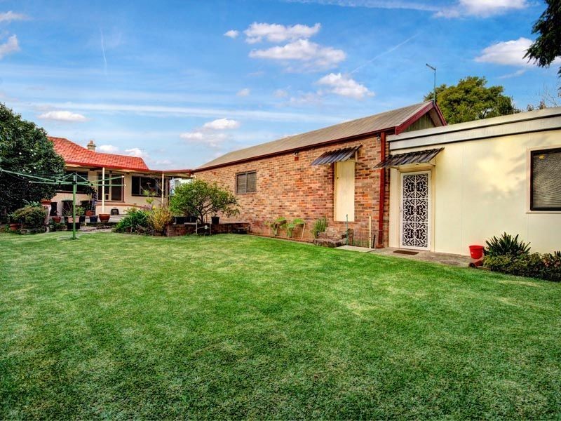 111 Gloucester Road, Hurstville NSW 2220