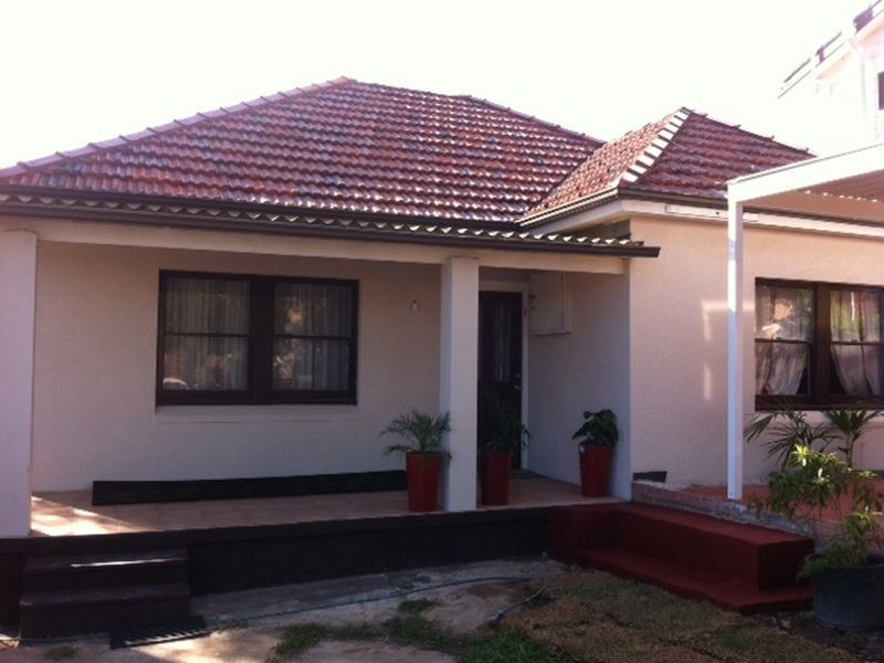 38 Barnards Avenue, Hurstville NSW 2220