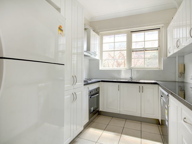 2/71 Woniora Road, Hurstville NSW 2220