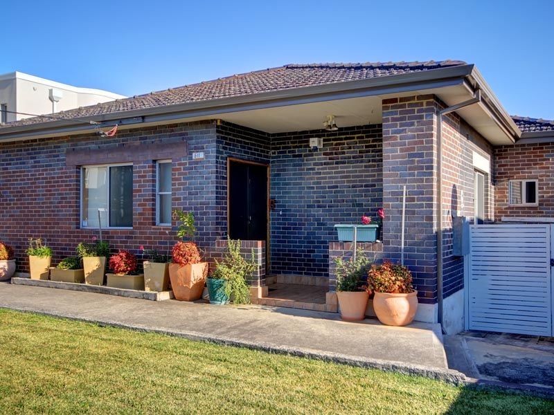 611 Forest Road, Peakhurst NSW 2210