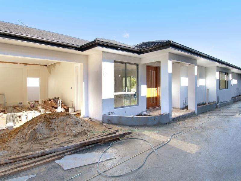 2/103 Ogilvy Street, Peakhurst NSW 2210