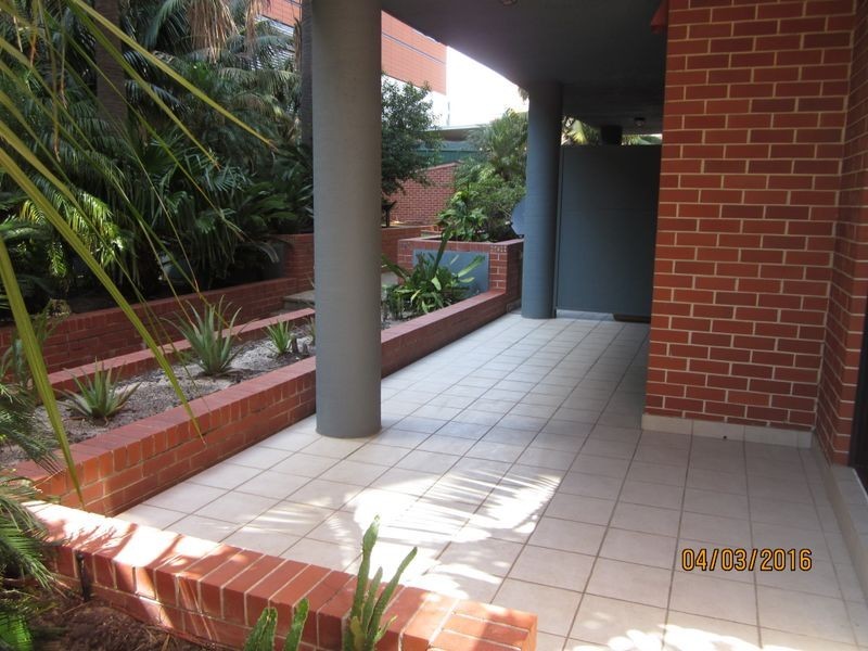 Unit 12/6-12 Carrington Avenue, Hurstville NSW 2220