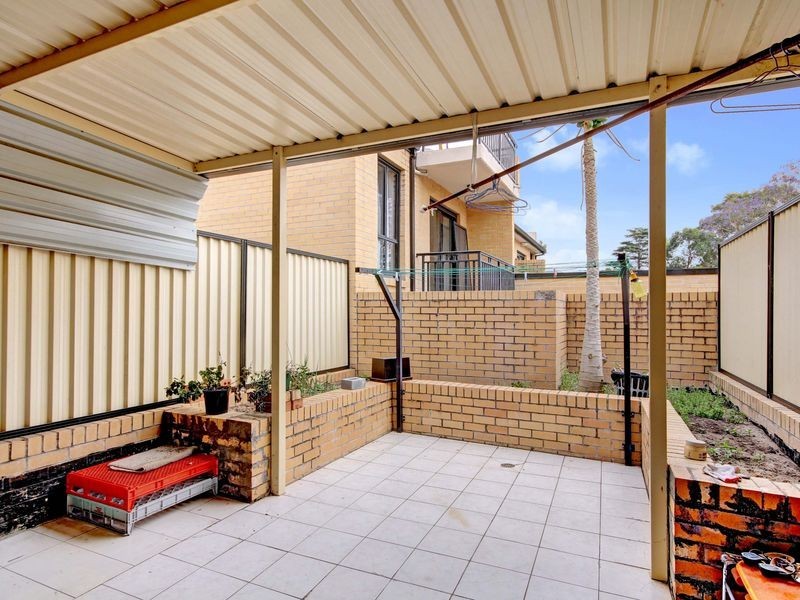 6/7-11 Blakesley Road, Carlton NSW 2218