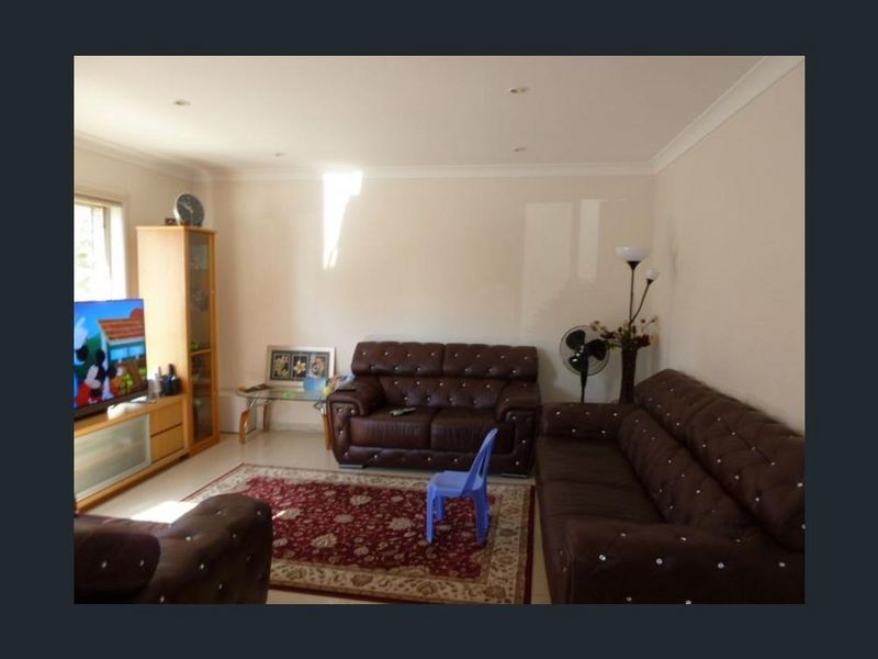 52A Clarendon Road, Peakhurst NSW 2210