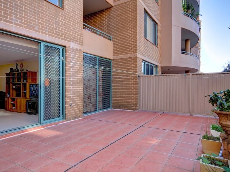 2/564-576 Railway Parade, Hurstville NSW 2220