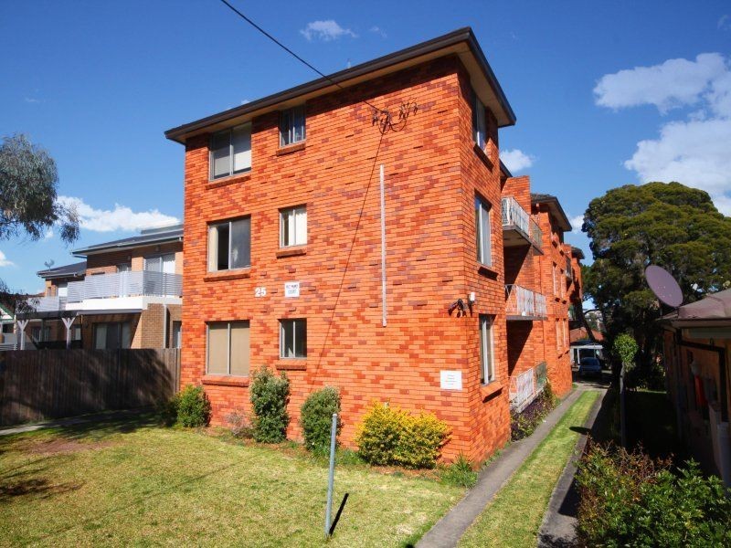 2/25 Stoddart Street, Roselands NSW 2196