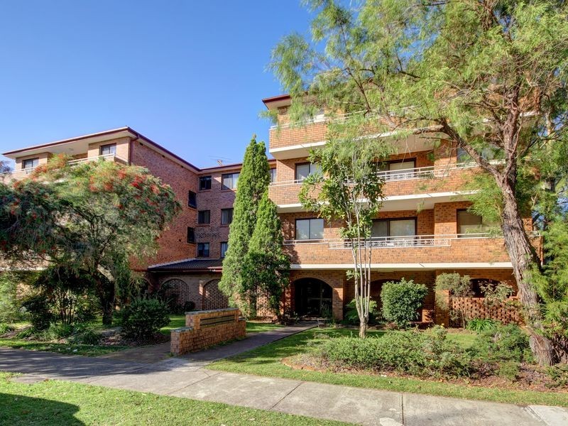 15/2-6 High Street, Carlton NSW 2218